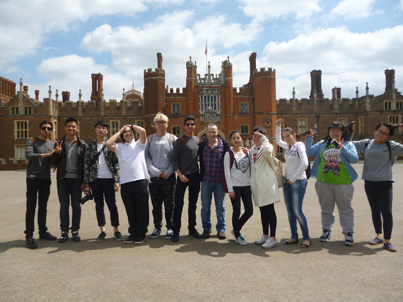 DLD A level history Trip to Hampton Court