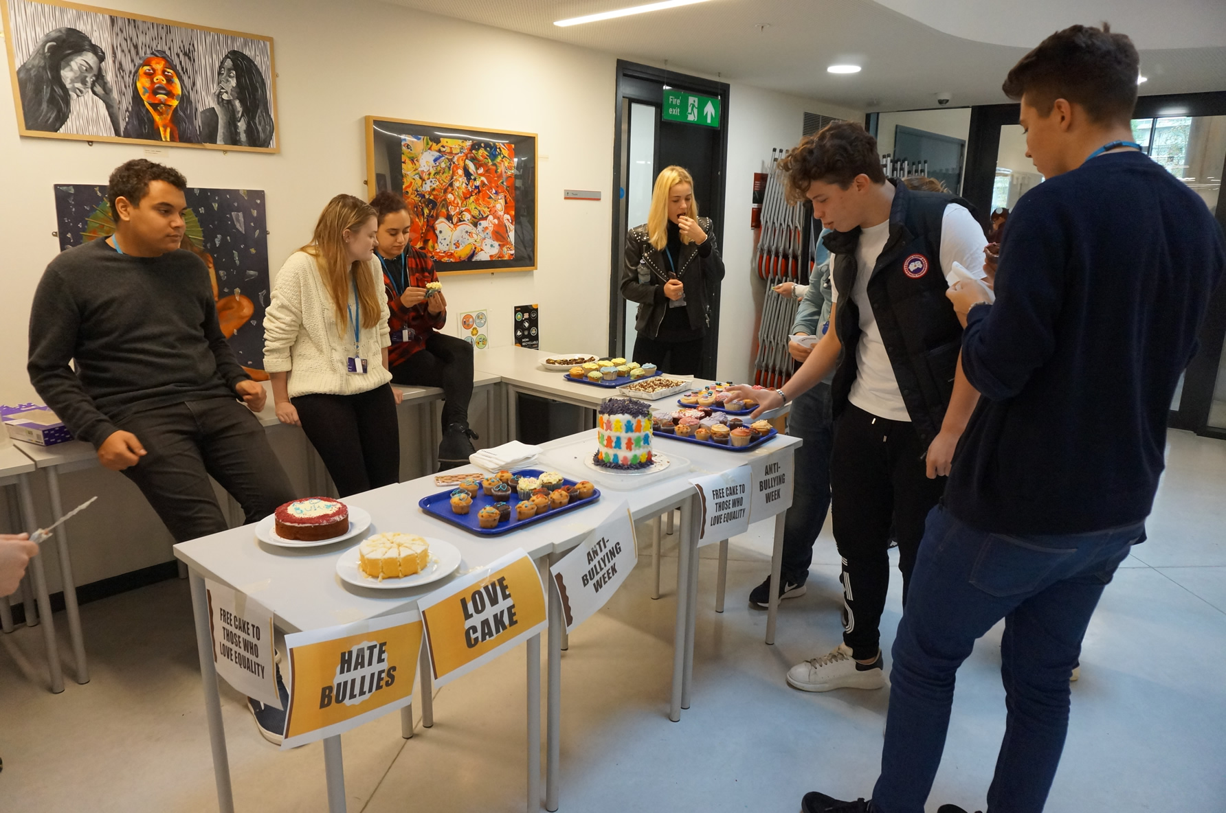 DLD College London Love Cake Hate Bullies Day