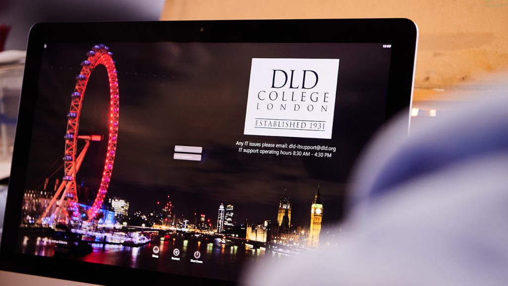 DLD College London Student IPad
