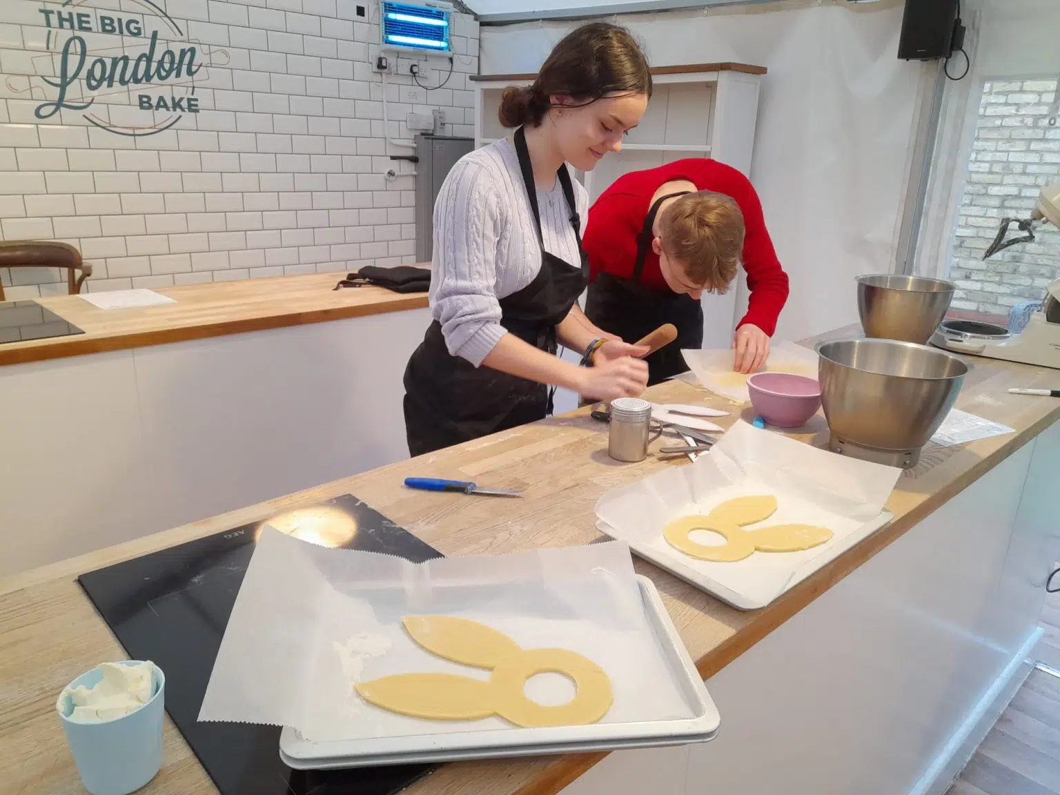 The Big London Bake School Trip | DLD College London